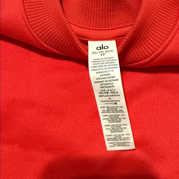 NWT🍓ALO Yoga Cropped Accolade Crewneck Top 🎈 - Picture 4 of 7